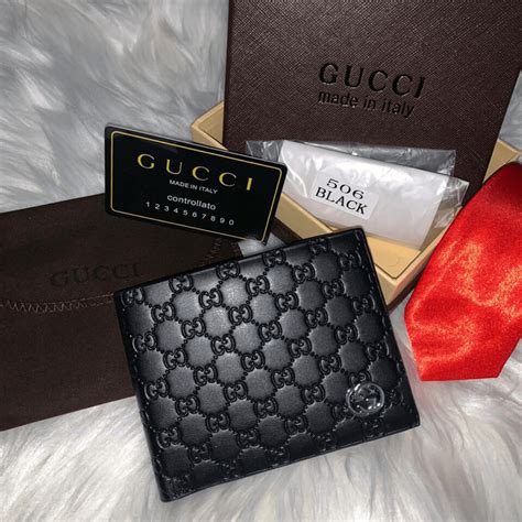 gucci wearable wallets men.